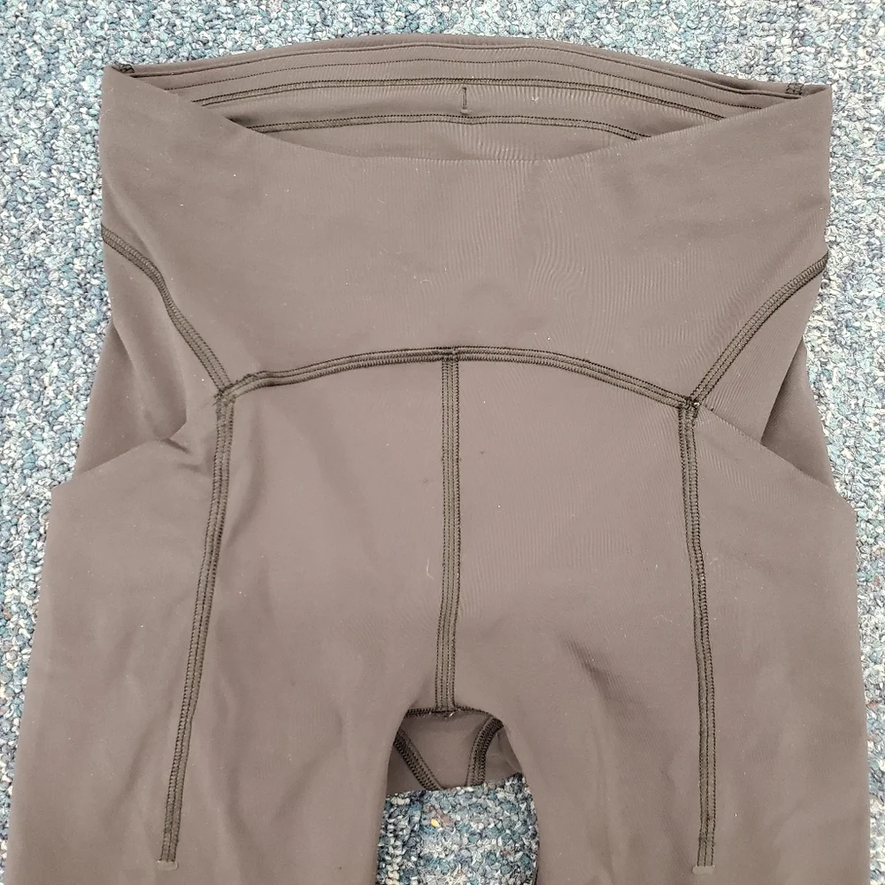 Lululemon Turning Point Tight - Black - Nulux - Size 4 - Picture 15 of 16